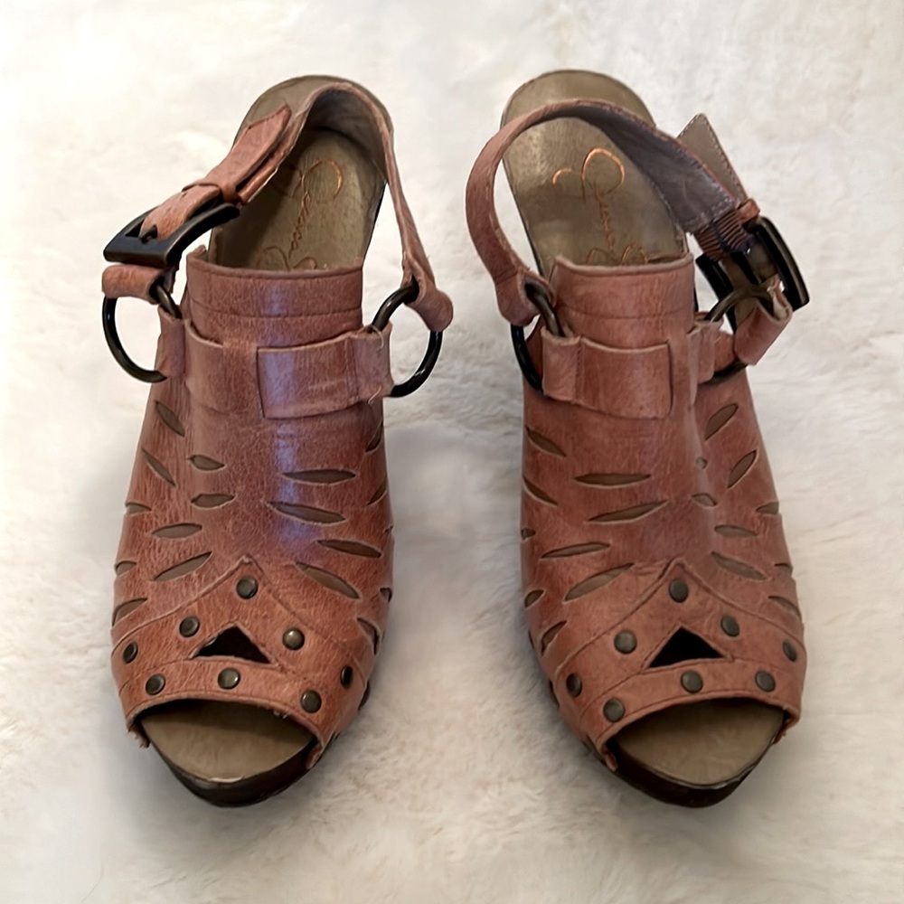 Open toe heals